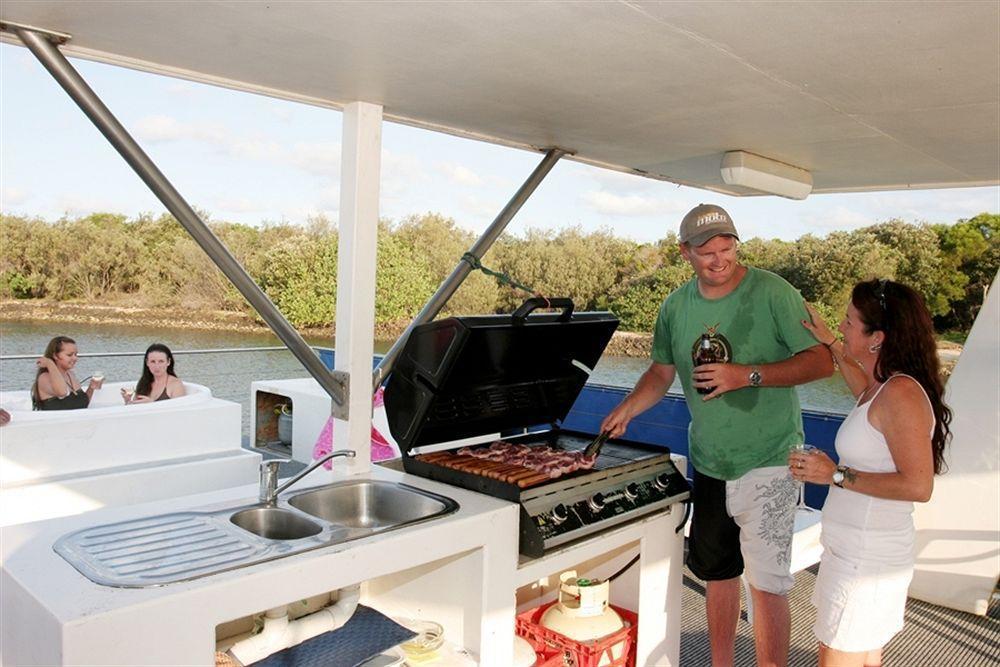 Boyds Bay Houseboat Holidays Hotel Tweed Heads Exterior photo